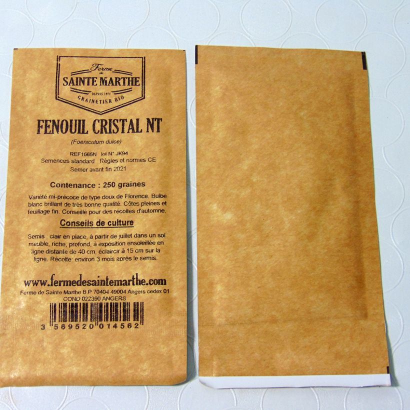 Esimerkki toimitetusta Salaattifenkoli (mukulafenkoli) Cristal - Ferme de Sainte Marthe 250 siemenen pussi-taimesta